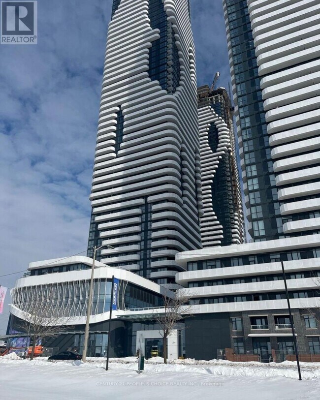 195 Commerce St in Vaughan, ON - Building Photo - Building Photo