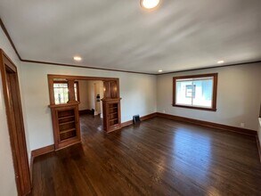 2214 N 48th St in Omaha, NE - Building Photo - Building Photo