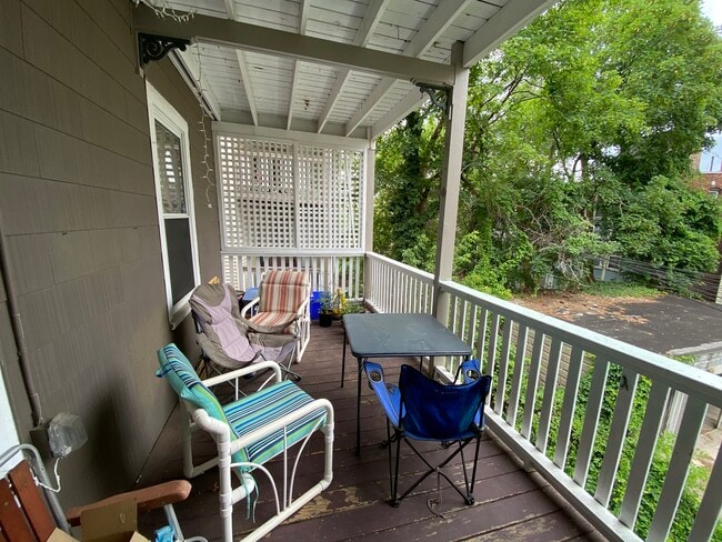 5 Oswald St, Unit 2 in Boston, MA - Building Photo - Building Photo