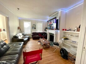 1743 Commonwealth Ave, Unit 1 in Boston, MA - Building Photo