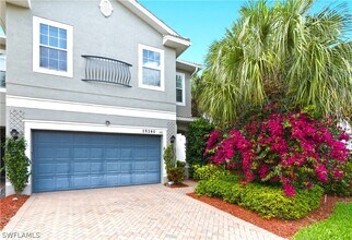 19540 Bowring Park Rd in Ft. Myers, FL - Building Photo - Building Photo