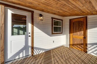 934 Hulana St in Rossville, GA - Building Photo - Building Photo