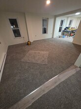 952 South St in Apulia Station, NY - Foto de edificio - Building Photo