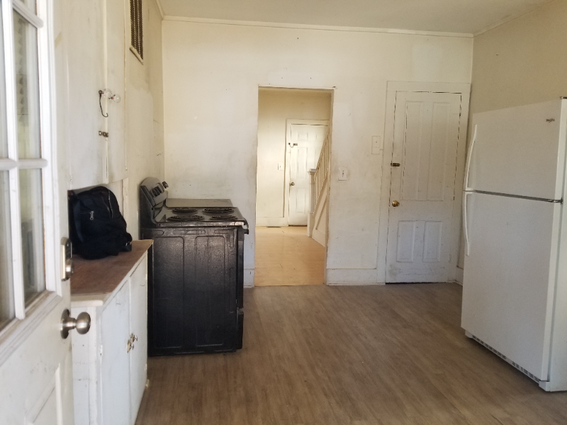 50 Hallet St in East Stroudsburg, PA - Building Photo