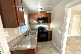 152 E 70th St in Los Angeles, CA - Foto de edificio - Building Photo