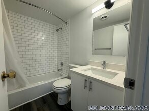 55 Hill Rd, Unit 303 in Belmont, MA - Building Photo - Building Photo