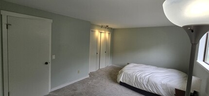 7621 46th Pl W, Unit D in Mukilteo, WA - Foto de edificio - Building Photo