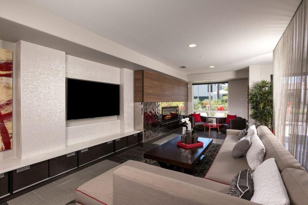 1101 N Fair Oaks Ave in Sunnyvale, CA - Building Photo