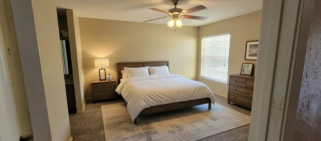 River Oaks Apartments in Shreveport, LA - Foto de edificio - Building Photo