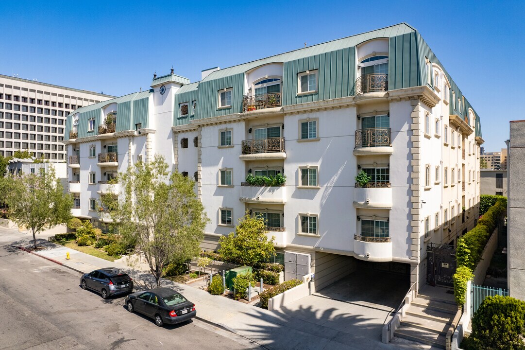 722 S Oxford Ave in Los Angeles, CA - Foto de edificio