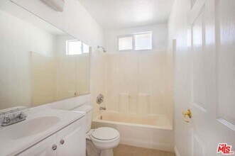 9155 Cedros Ave in Los Angeles, CA - Building Photo - Building Photo