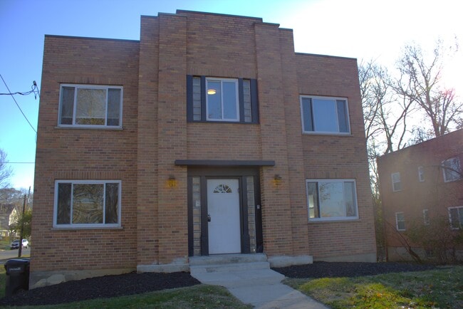 5070 Anderson Pl, Unit 4