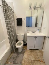 1777 N Clybourn Ave, Unit 3F in Chicago, IL - Building Photo - Building Photo