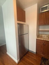 1814 W Abingdon Dr in Alexandria, VA - Building Photo - Building Photo