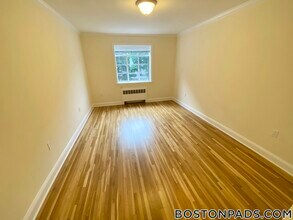 86 St Paul St in Brookline, MA - Building Photo - Building Photo