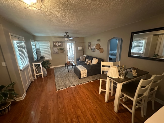 property at 5528 Glenwood St