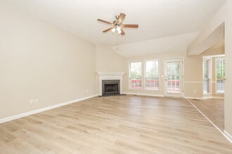 901 Tal Ln in La Vergne, TN - Building Photo - Building Photo