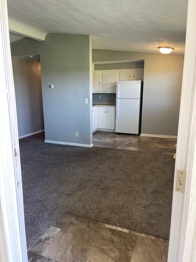 2750 E Phylbeck Ave, Unit 3