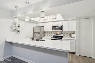 7777 E Main St in Scottsdale, AZ - Building Photo - Building Photo