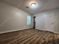 415 Reed Way photo'