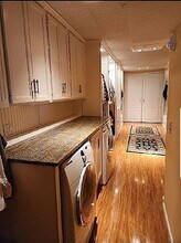 112 Franklin St, Unit D3 in Bangor, ME - Foto de edificio - Building Photo
