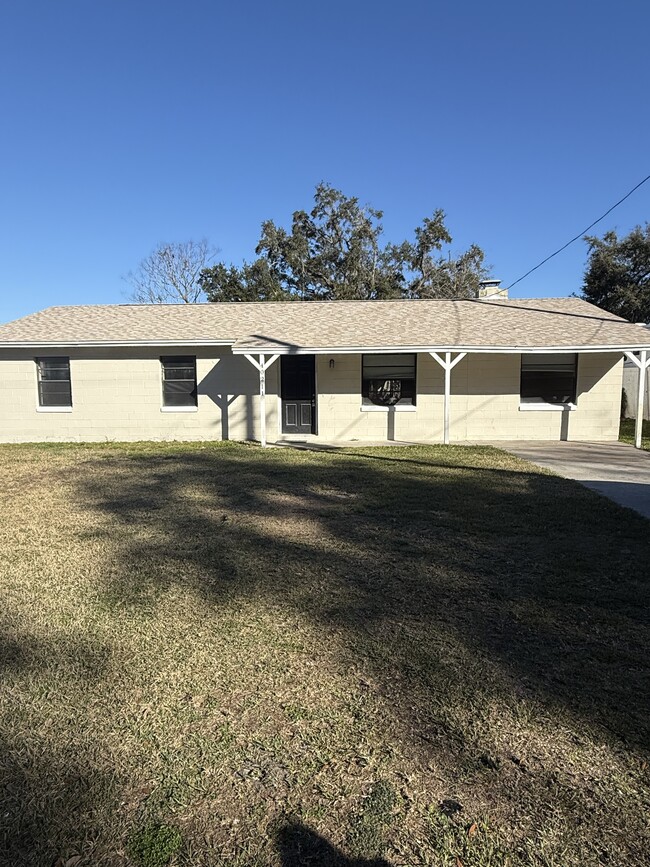 property at 40211 Proud Mockingbird Rd