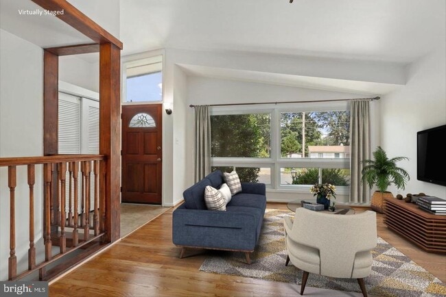 6609 Bowie Dr in Springfield, VA - Building Photo - Building Photo