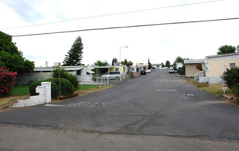 Greencrest Mobile Home Park in Escondido, CA - Building Photo - Building Photo