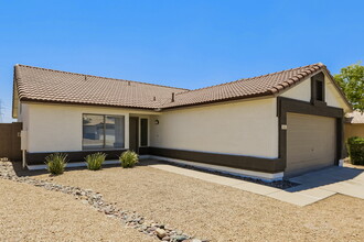 11313 W Diana Ave in Peoria, AZ - Building Photo - Building Photo