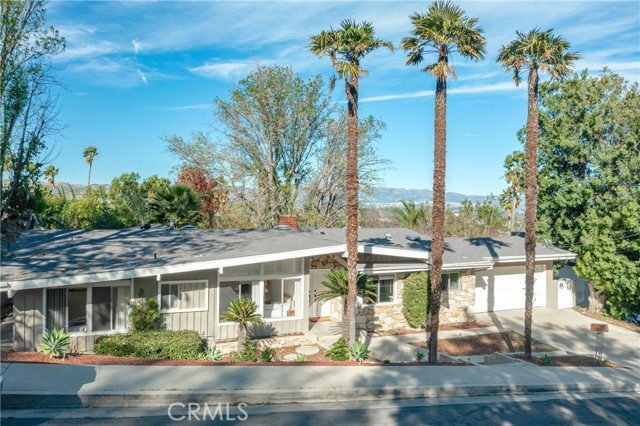 property at 5618 Wilhelmina Ave
