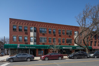 222 Columbia St in Brooklyn, NY - Foto de edificio - Building Photo