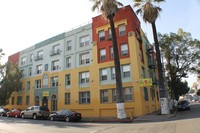 Pacific Apartments in Los Angeles, CA - Foto de edificio - Building Photo