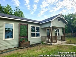 911 Florida St in San Antonio, TX - Building Photo - Building Photo