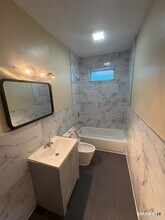 100 Washington Terrace in Bridgeport, CT - Foto de edificio - Building Photo