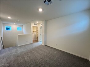 9938 S Ullom Dr in Las Vegas, NV - Building Photo - Building Photo
