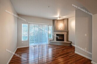 15405 SW Sparrow Loop in Beaverton, OR - Building Photo - Building Photo