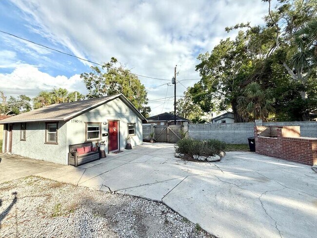 1740 19th Ave S in St. Petersburg, FL - Building Photo - Building Photo