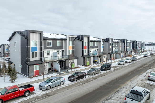 128 Redstone Walk NE in Calgary, AB - Building Photo - Building Photo