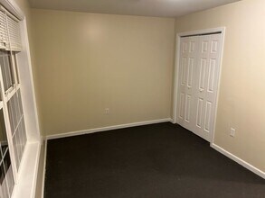 15 S 2nd St in Womelsdorf, PA - Building Photo - Building Photo