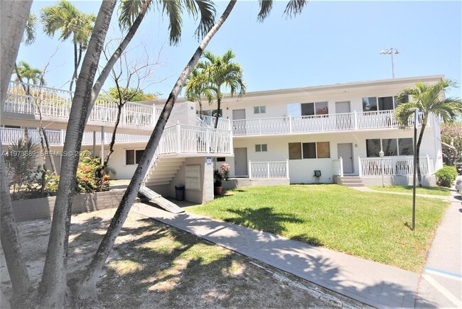 75 S Shore Dr in Miami Beach, FL - Building Photo - Building Photo