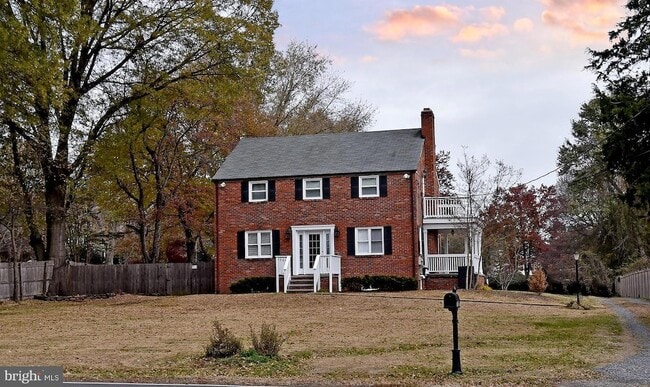 7125 Harrison Ln in Alexandria, VA - Building Photo - Building Photo