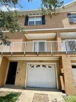 6825 S Kissimmee St in Tampa, FL - Building Photo