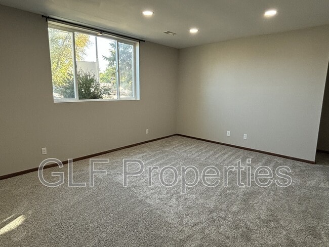 46 Bradford St in Seward, NE - Building Photo - Building Photo