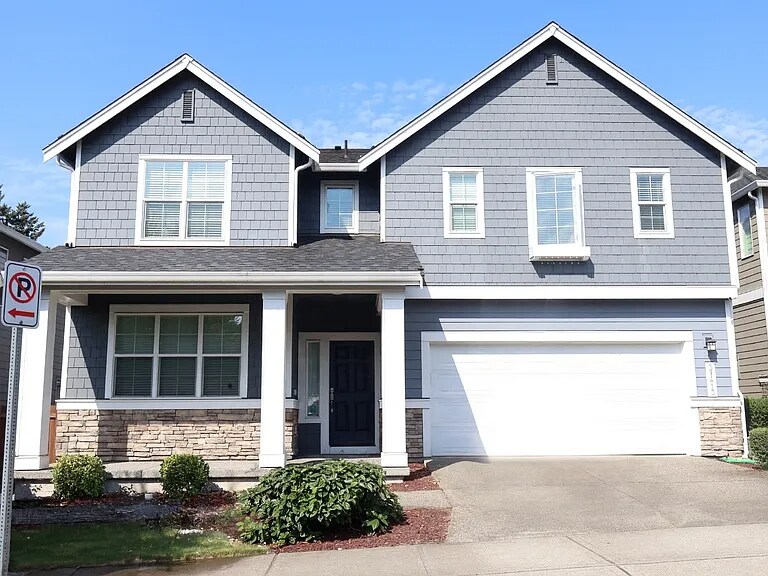 32413 49th Ave S in Auburn, WA - Building Photo