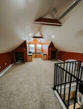 308 W Onota St, Unit A in Munising, MI - Building Photo - Building Photo