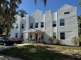 434 E Tillman Ave in Lake Wales, FL - Building Photo