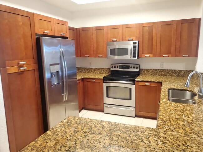 47 SE Sedona Cir in Stuart, FL - Building Photo - Building Photo