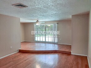 7755 Tanglewood Dr in New Port Richey, FL - Building Photo - Building Photo