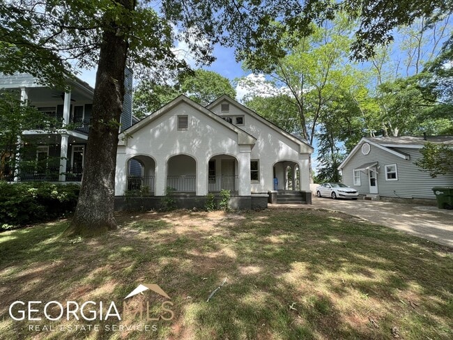 property at 129 Whitefoord Ave NE