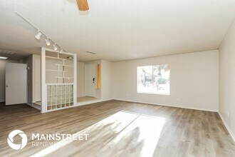 7381 S Via Hermosa in Tucson, AZ - Building Photo - Building Photo